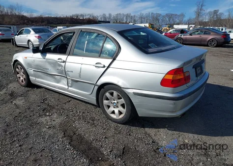 2002 BMW 325I z USA, uszkodzony, nr VIN WBAET37432NG78903